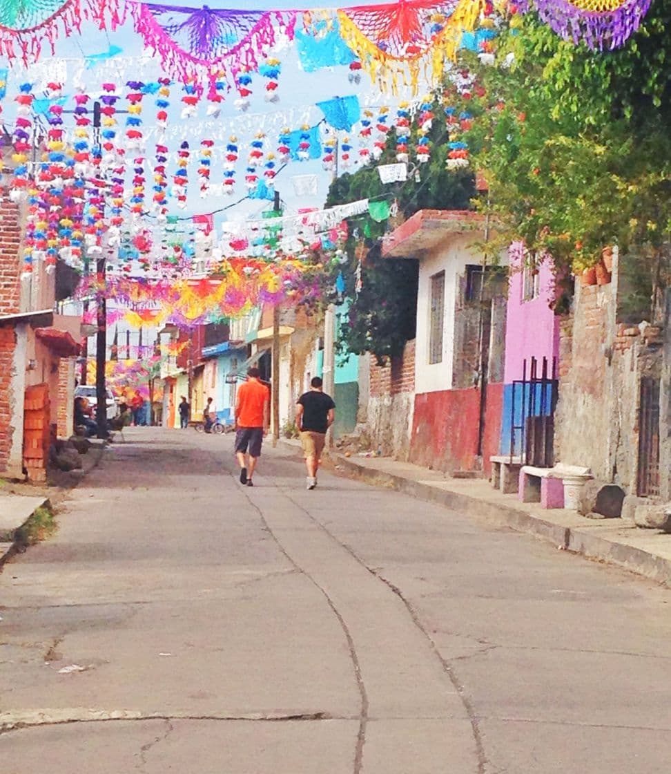 Lugar La Luz, Michoacán