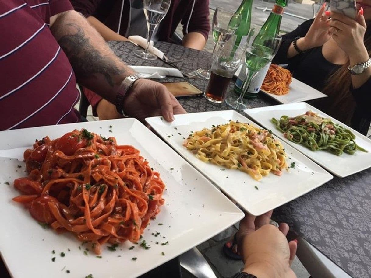 Restaurants Pasta Divina