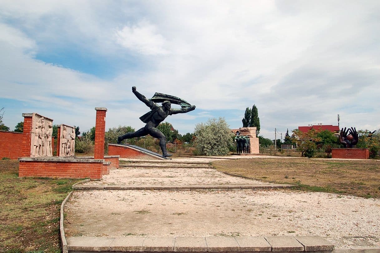 Lugar Memento Park