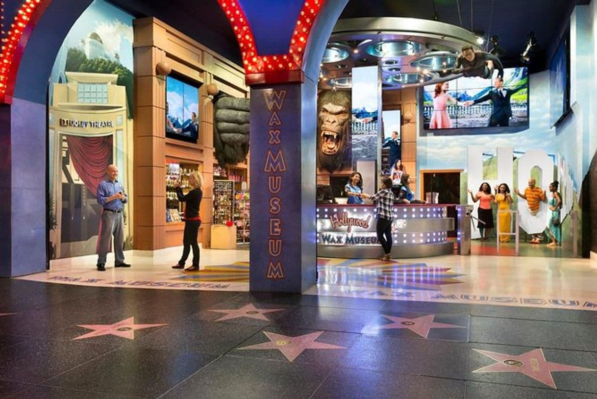 Lugar Hollywood Wax Museum®