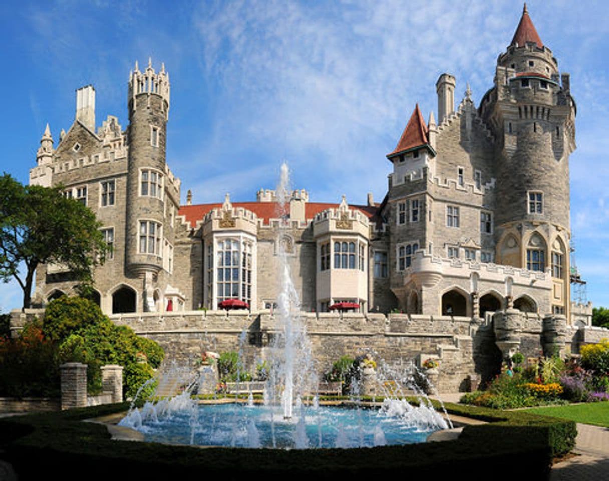 Place Casa Loma