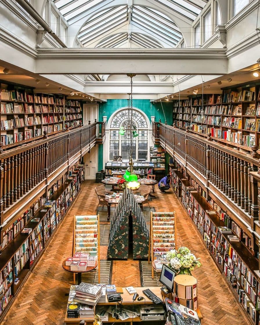 Place Daunt Books