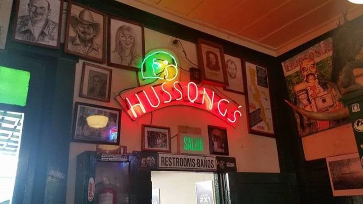 Lugar Cantina Hussong’s