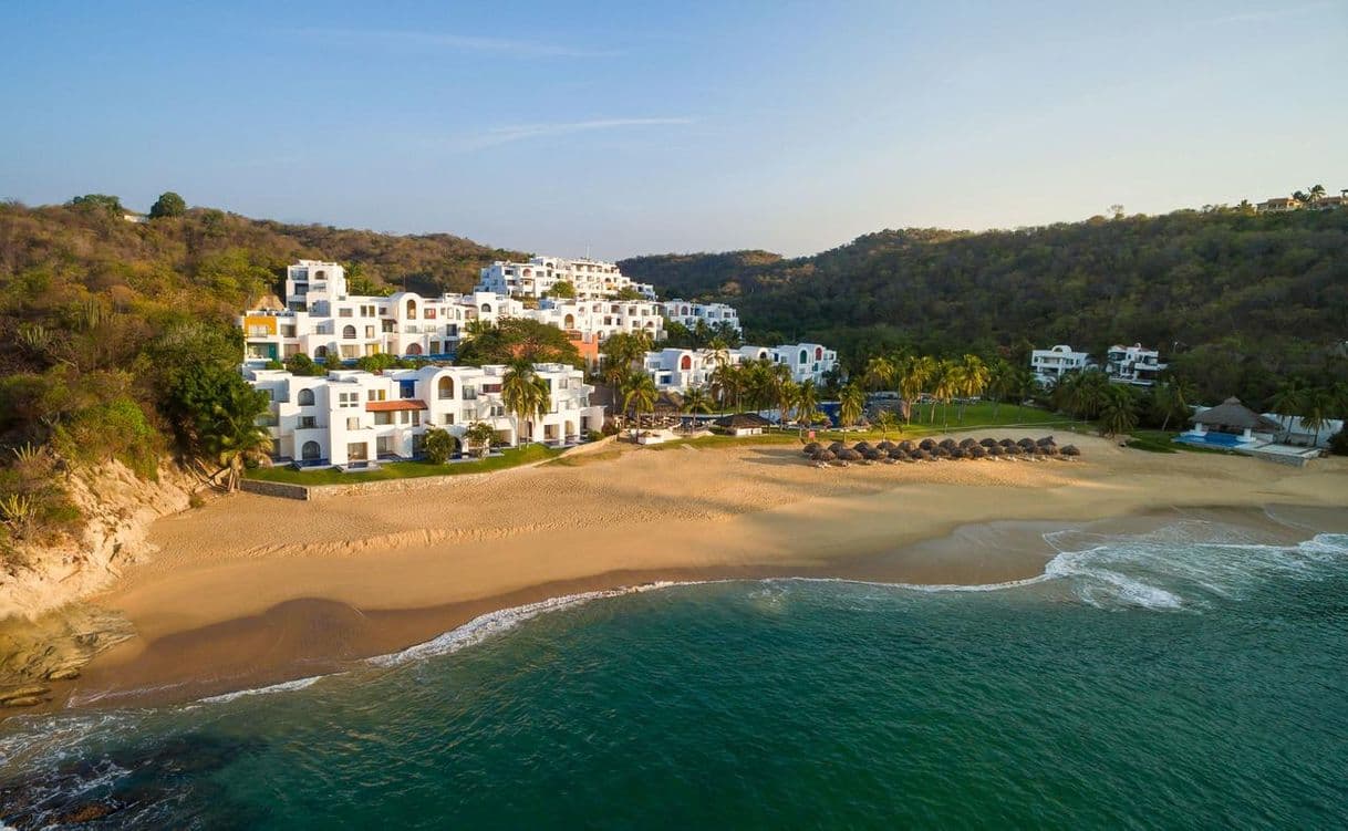 Place Huatulco Activities