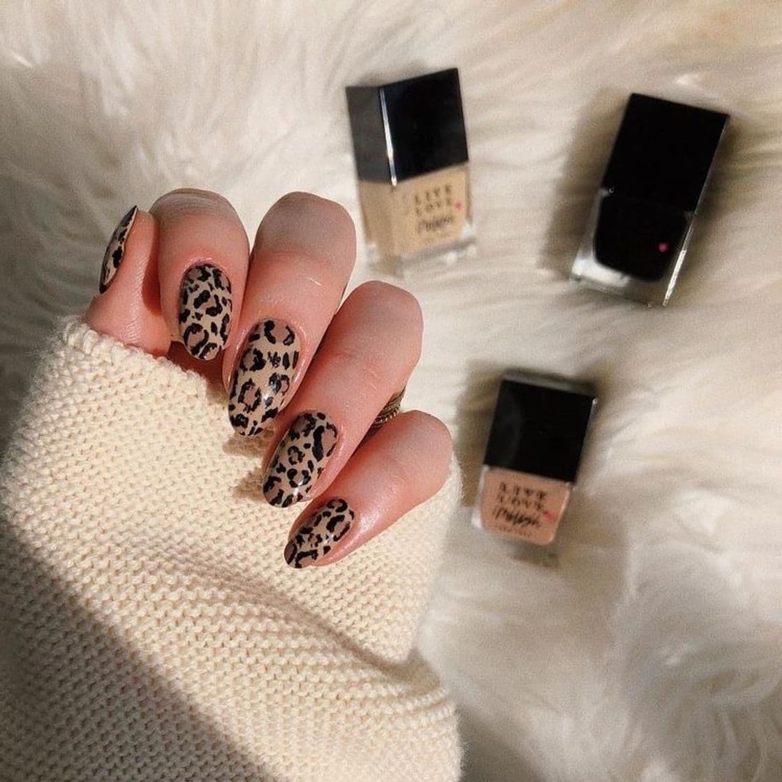 Fashion Animal print nails