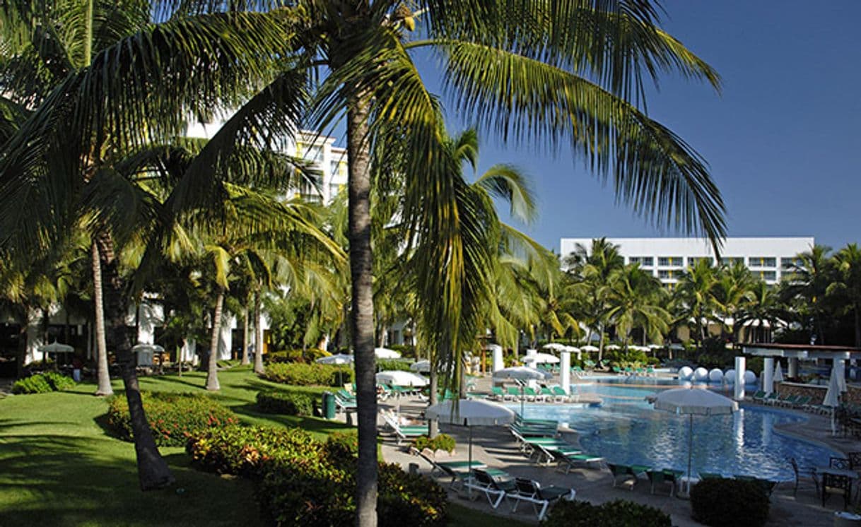 Lugar Mayan Palace at Vidanta Puerto Vallarta