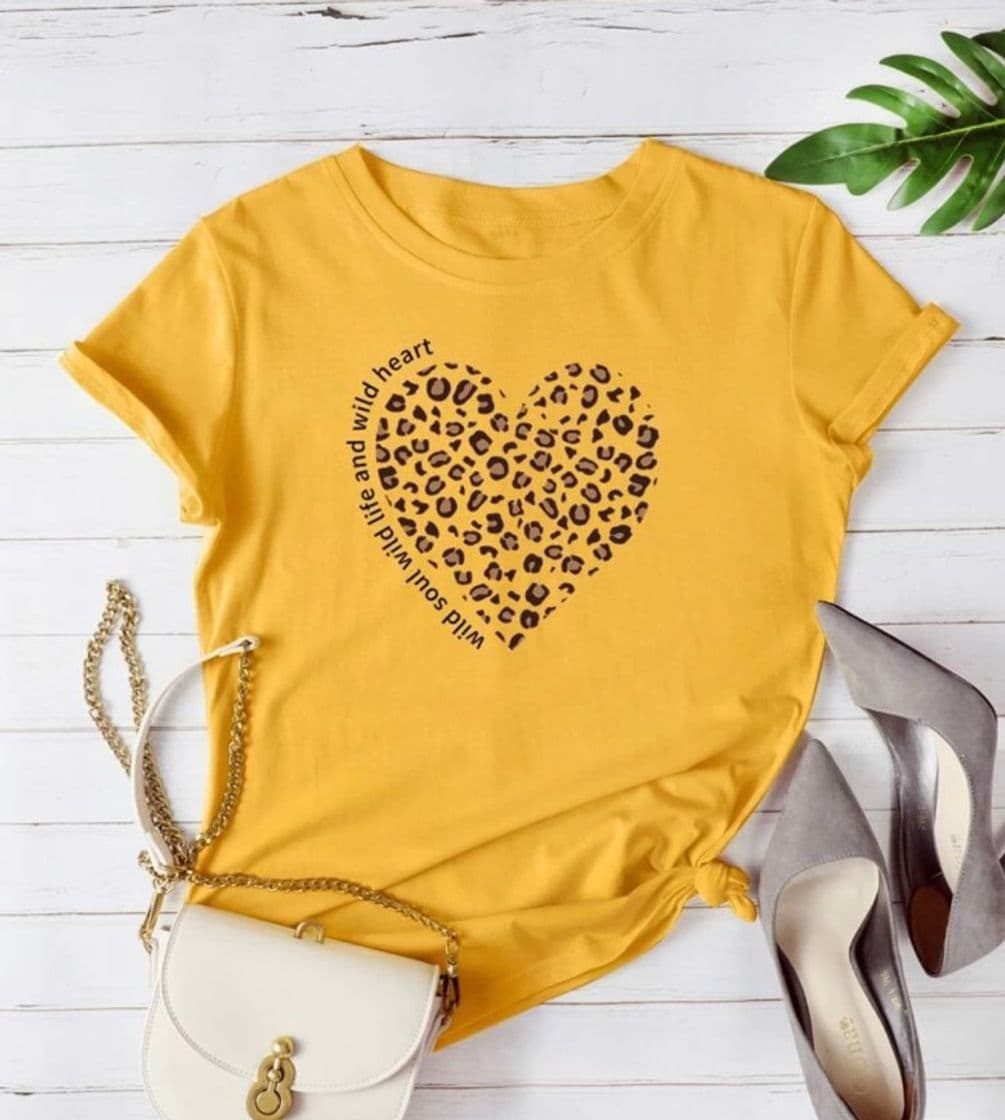 Moda Leopard heart & letter graphic tee