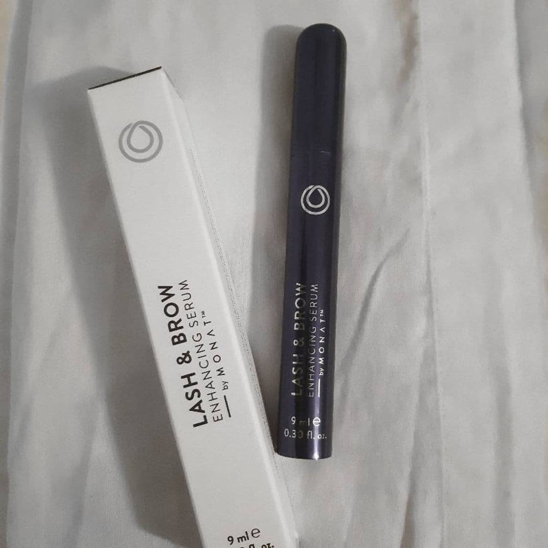 Producto Lash and Brows Enhancing Serum by Monat