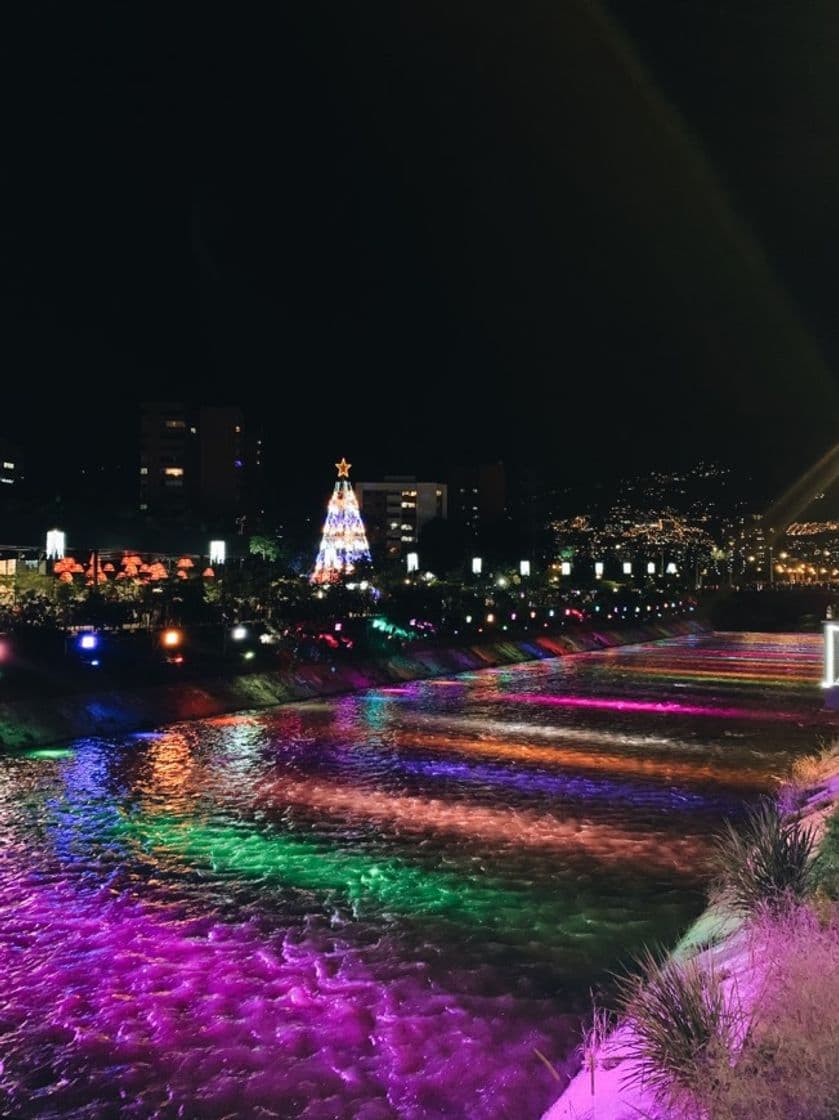 Place Parques del Río Medellín