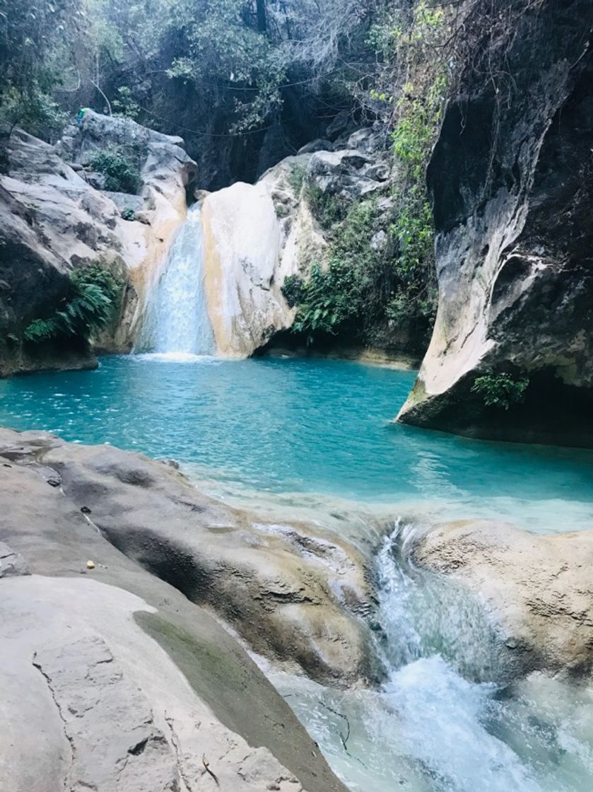 Lugar Pozas azules de Atzala