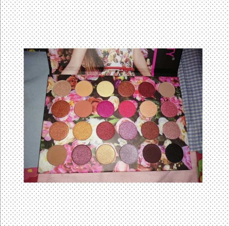 Product Paleta de sombras x24 HedyBeauty