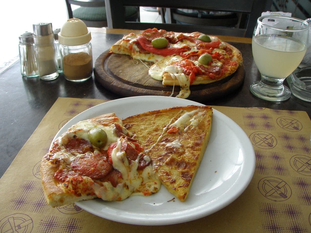 Restaurants Yomi Pizzas