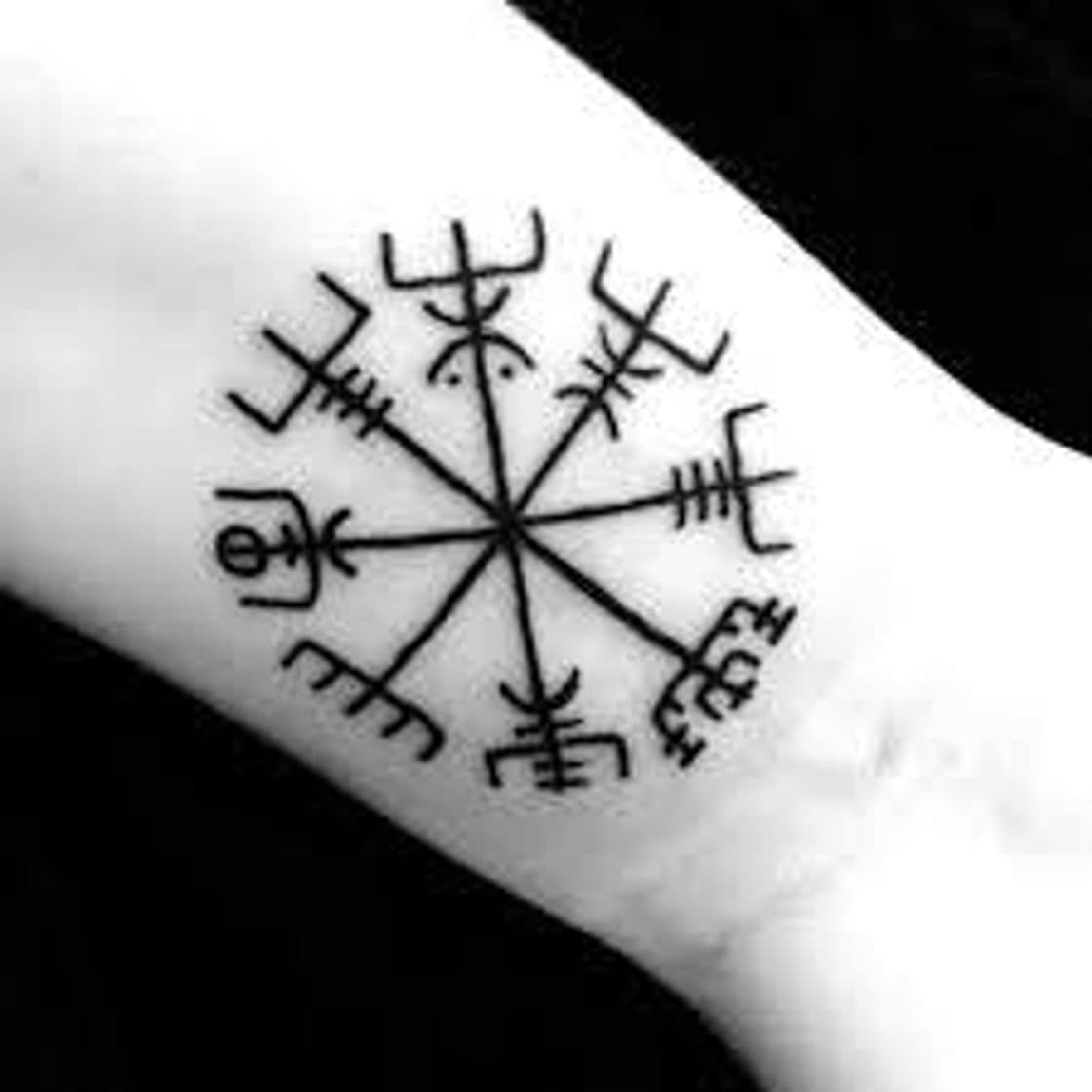 Moda Vegvisir