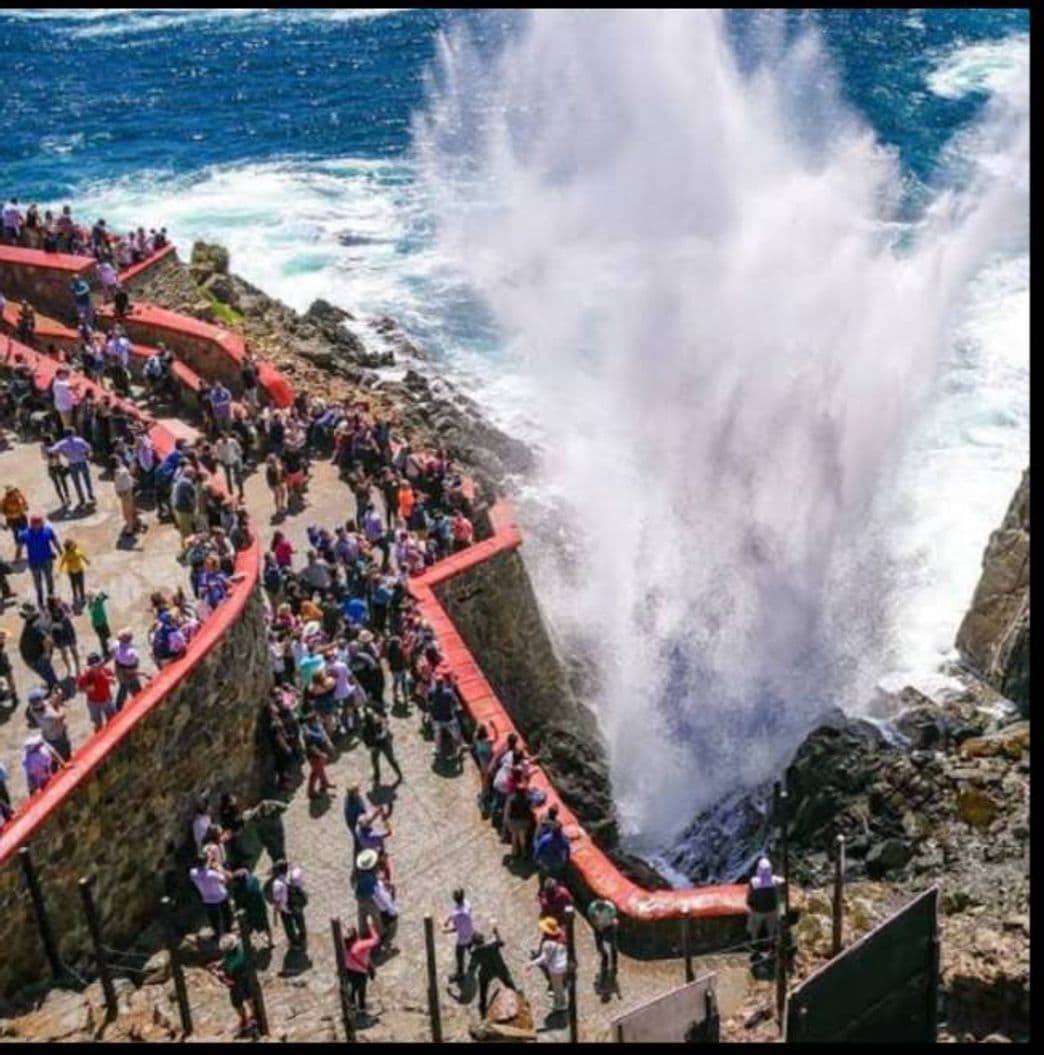 Place La Bufadora, bello lugar turístico de Ensenada