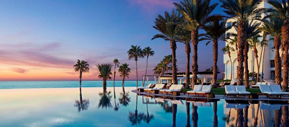 Lugar Hilton Los Cabos Beach & Golf Resort