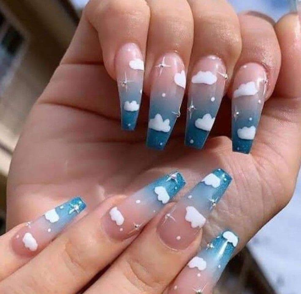 Moda Nails