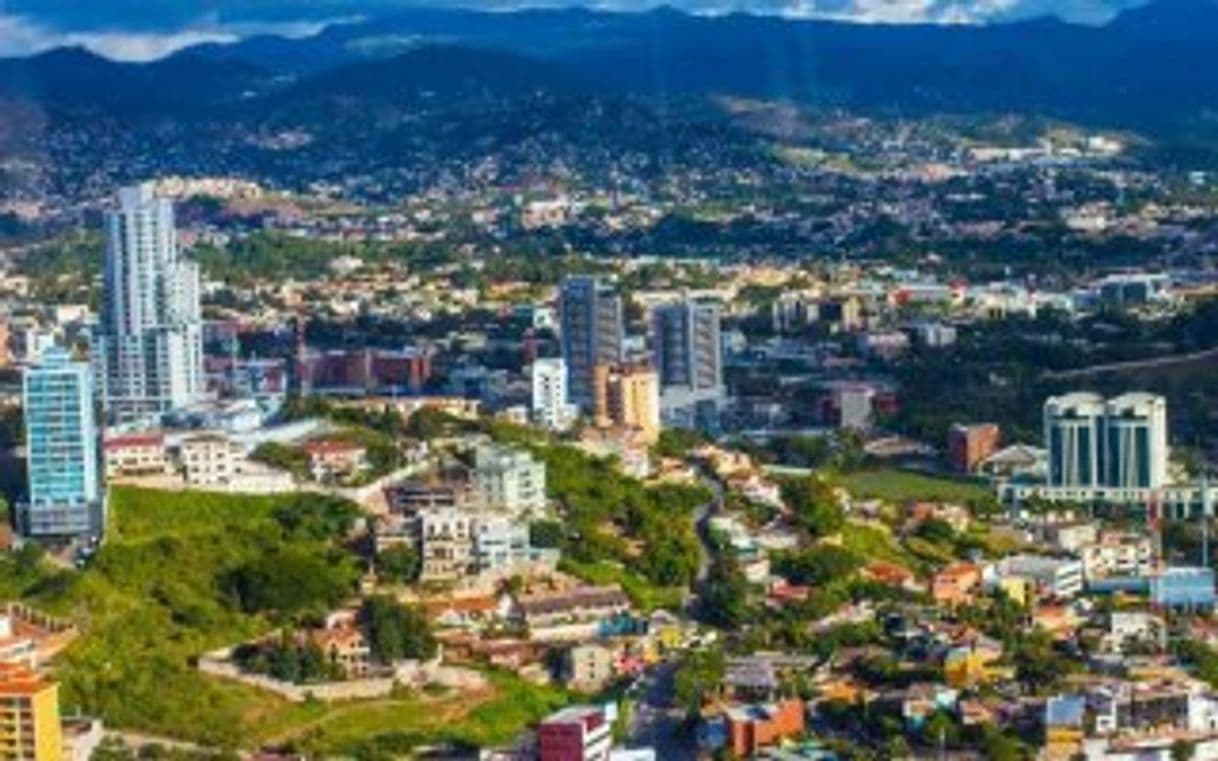 Restaurants Honduras, Tegucigalpa, Boulevard Morazan, Seguros Equidad.