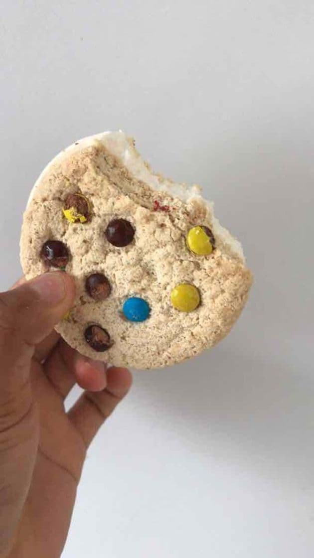 Fashion M&M's Cookie Sandwich With Vanilla Ice Cream