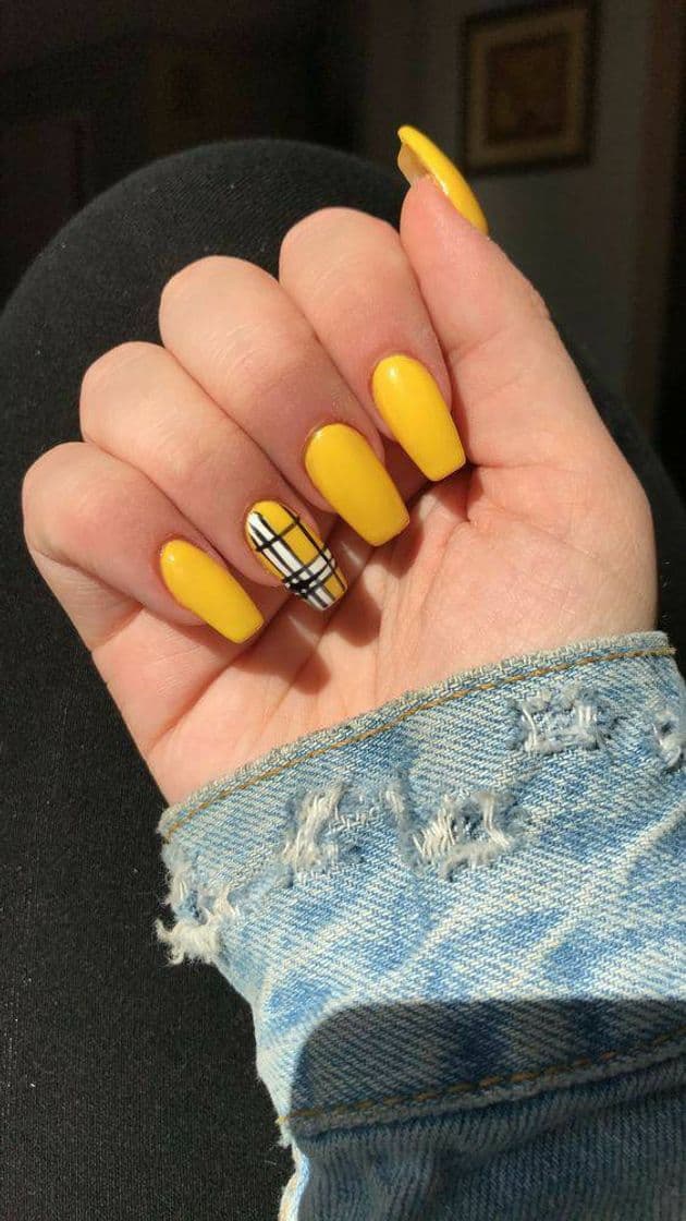 Fashion Chic nails