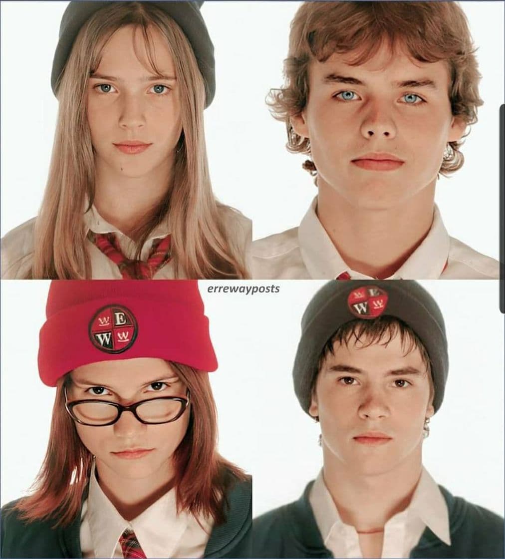 Fashion Rebelde way😍