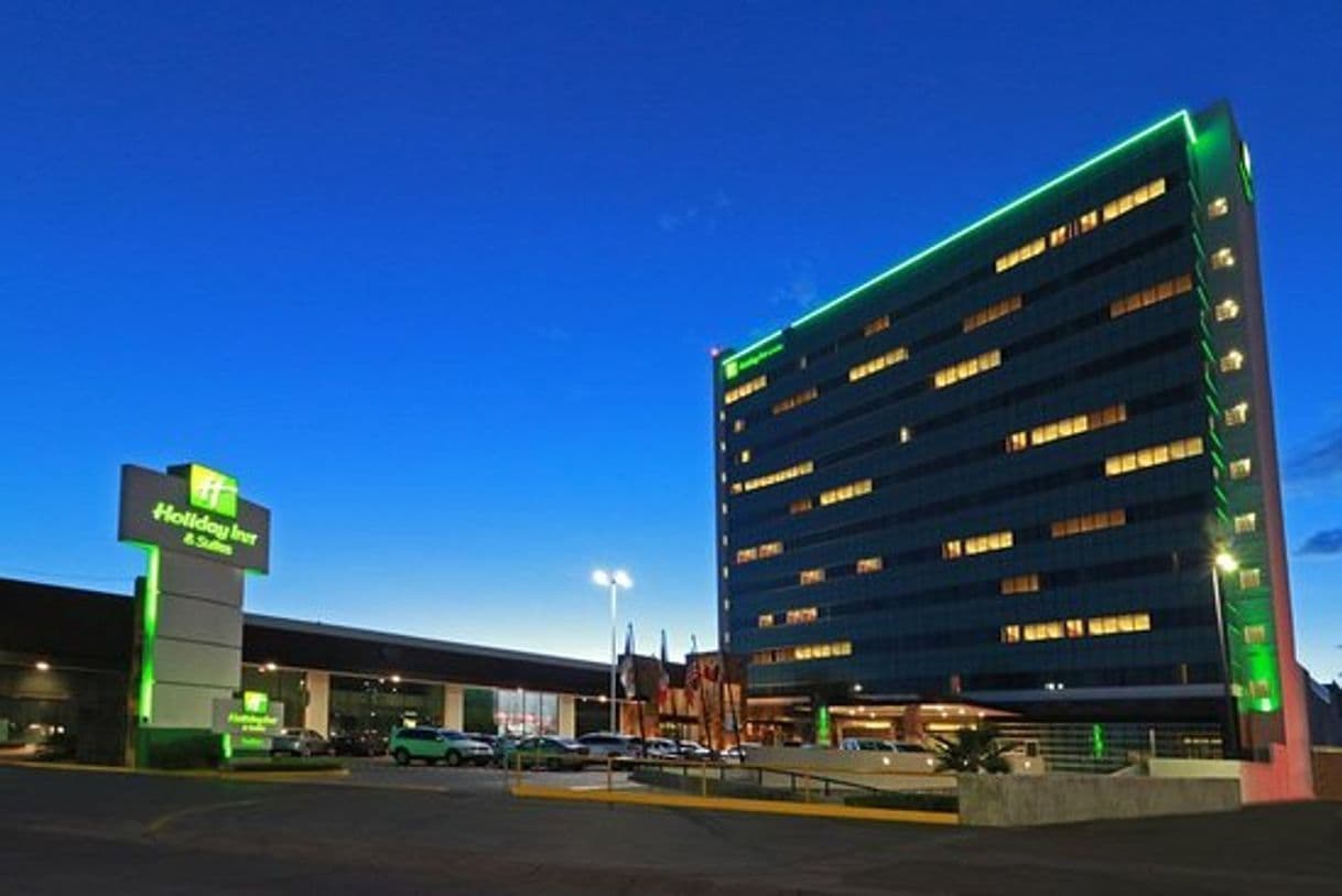 Lugar Holiday Inn & Suites Plaza Mayor