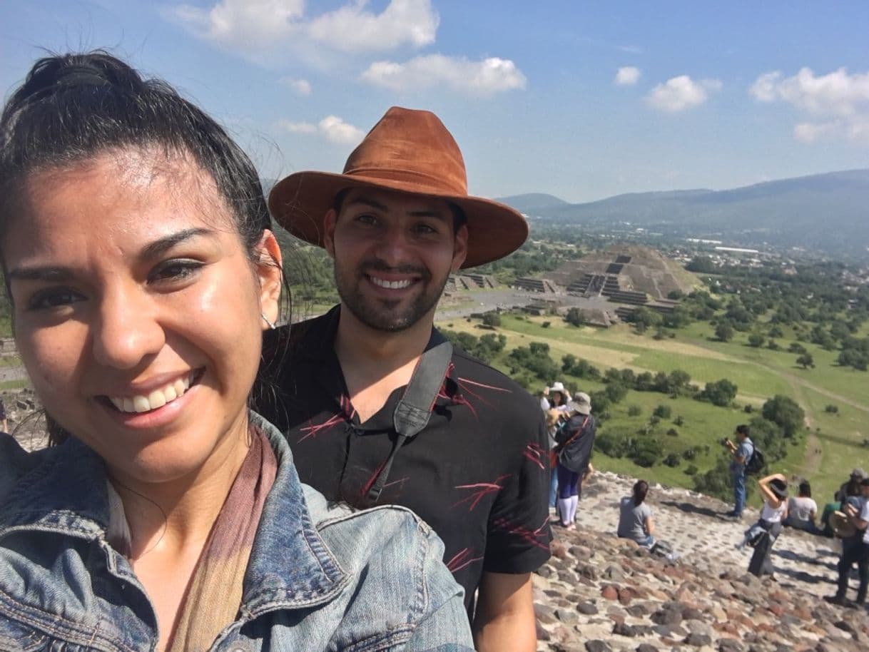 Lugar Teotihuacan Pyramids- Botanical Gardens