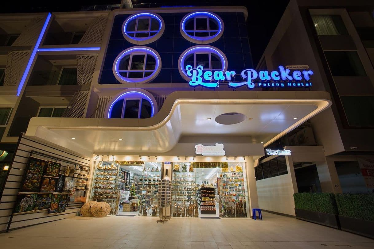 Lugar BearPacker Patong Hostel