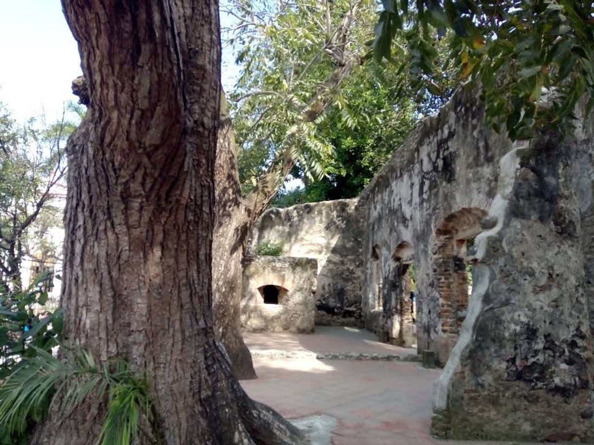 Place La Casa de Hernán Cortés