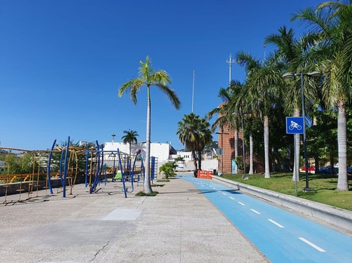 Lugar Parque De La Reina