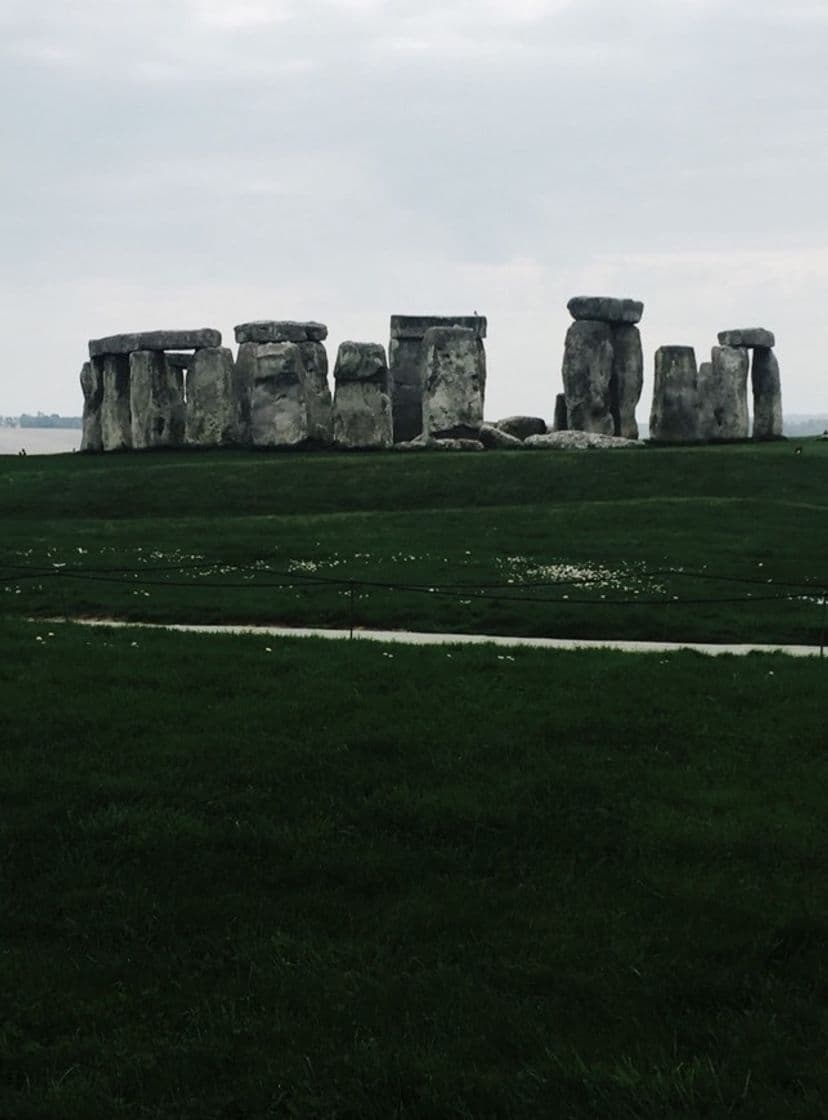 Place Stonehenge