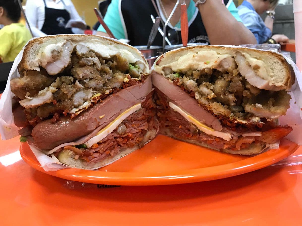 Restaurants Tortas Gigantes Sur 12