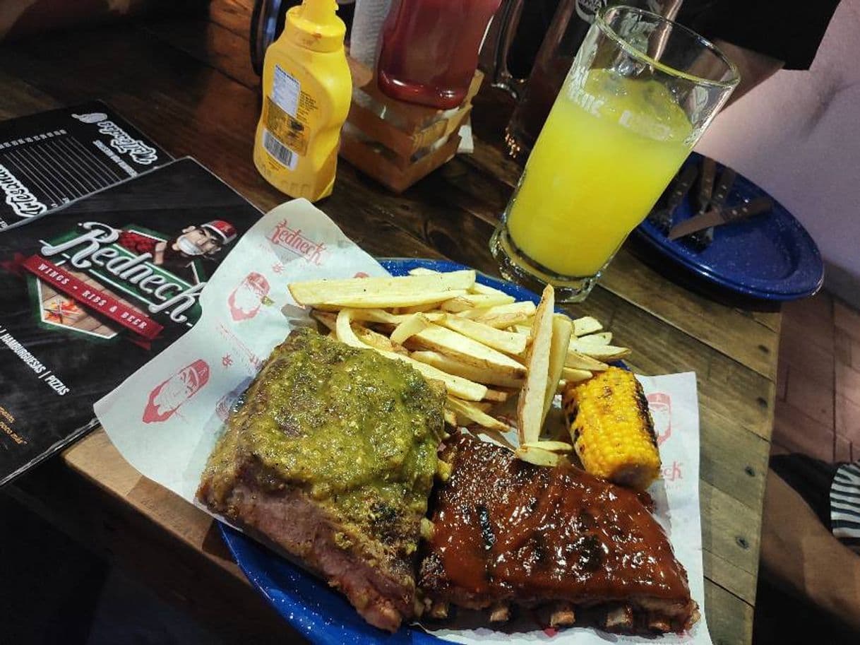 Restaurantes Redneck Wings Ribs and Beer