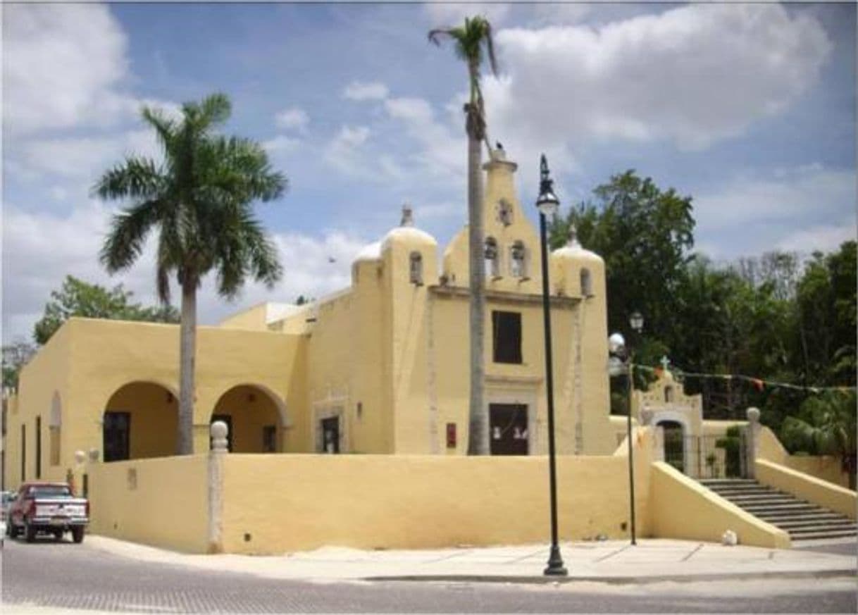 Place Iglesia Ermita de Santa Isabel