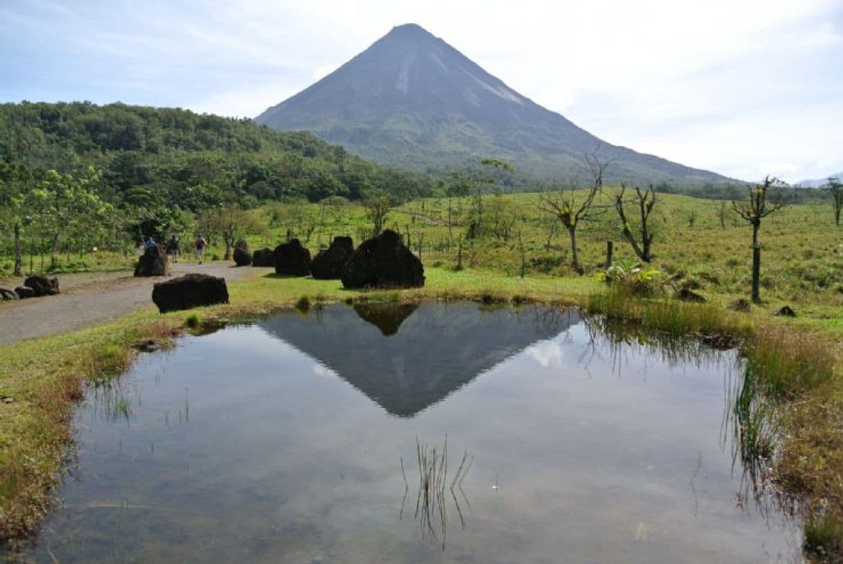 Lugar Parque Nacional Volcán Arenal