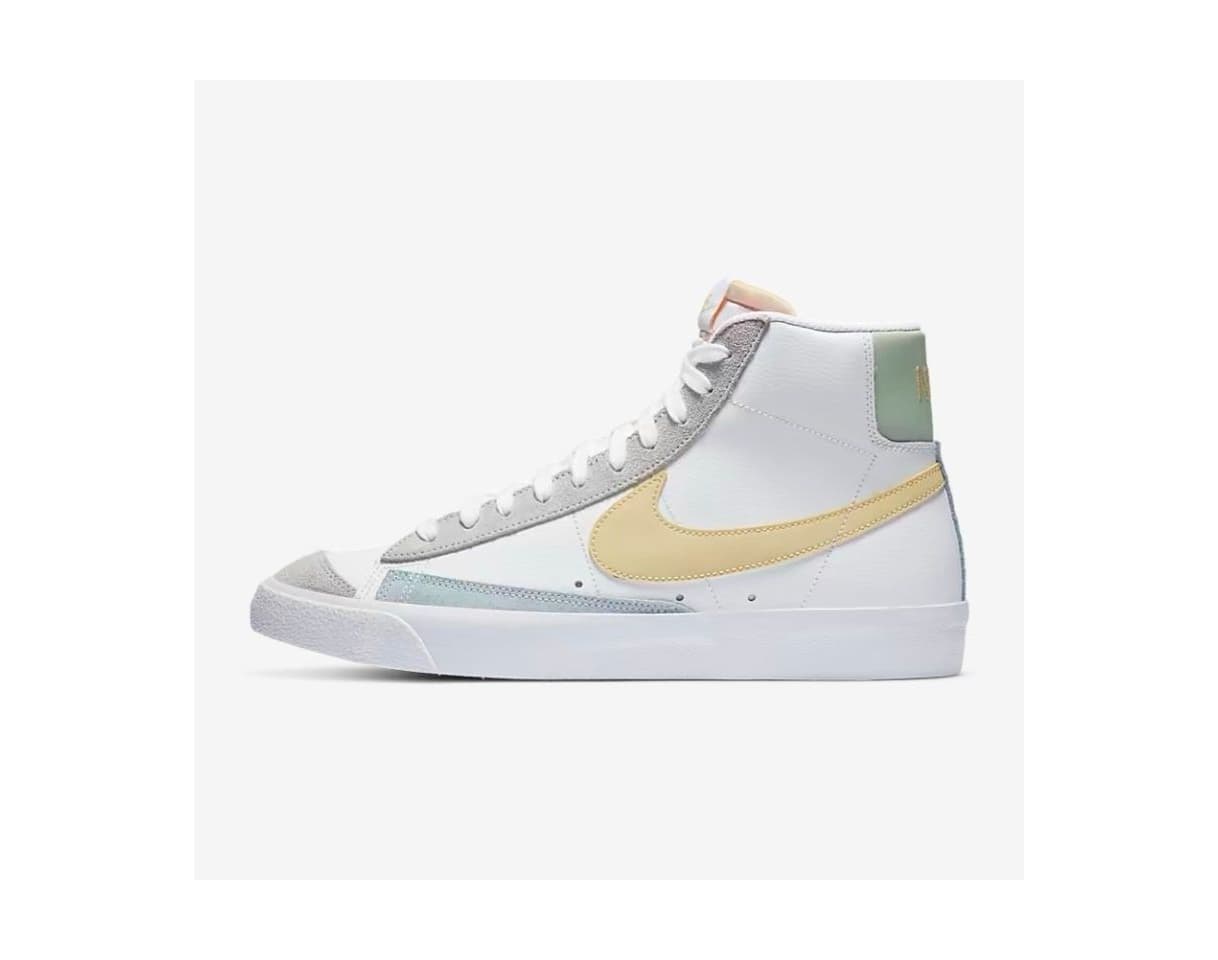 Moda Nike Blazer colores pastel 