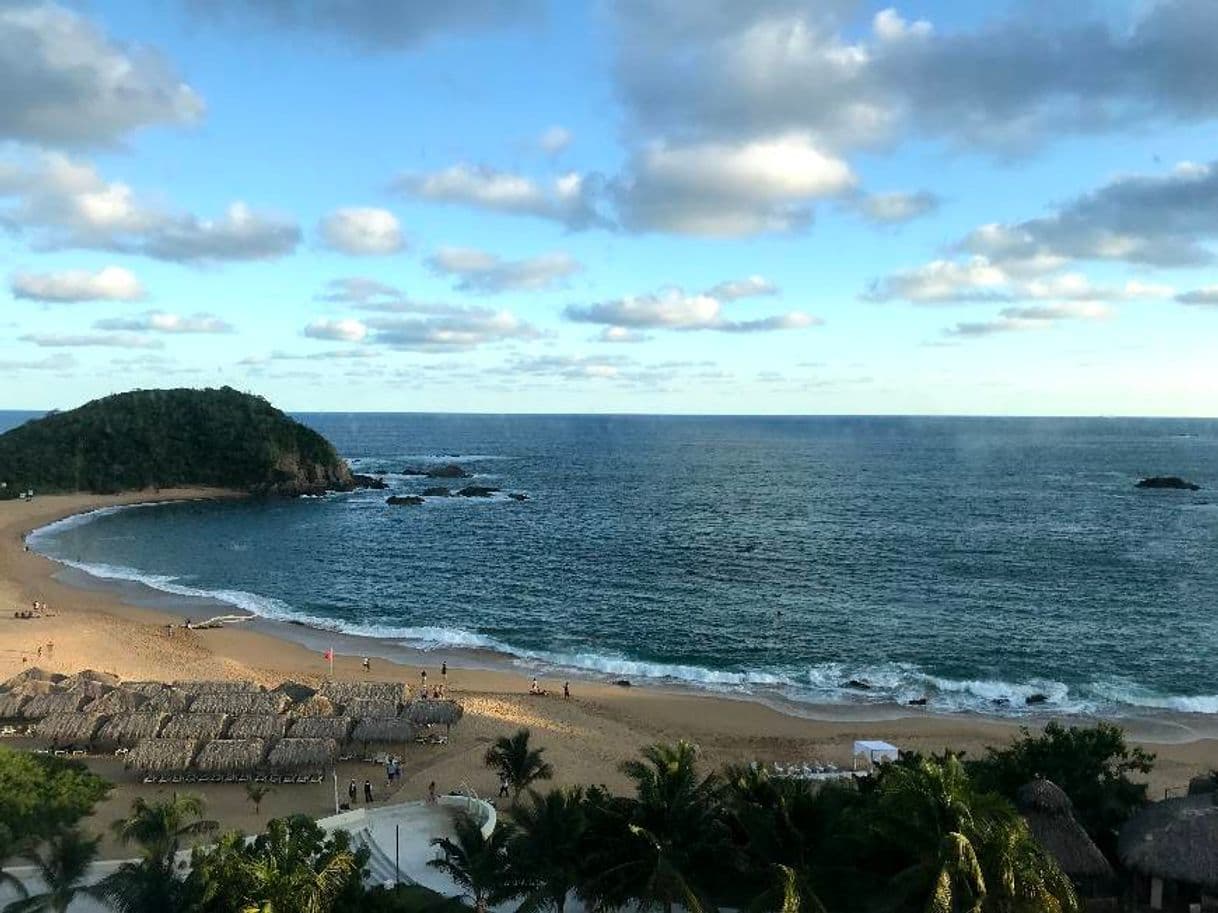 Place Secrets Huatulco Resort & Spa