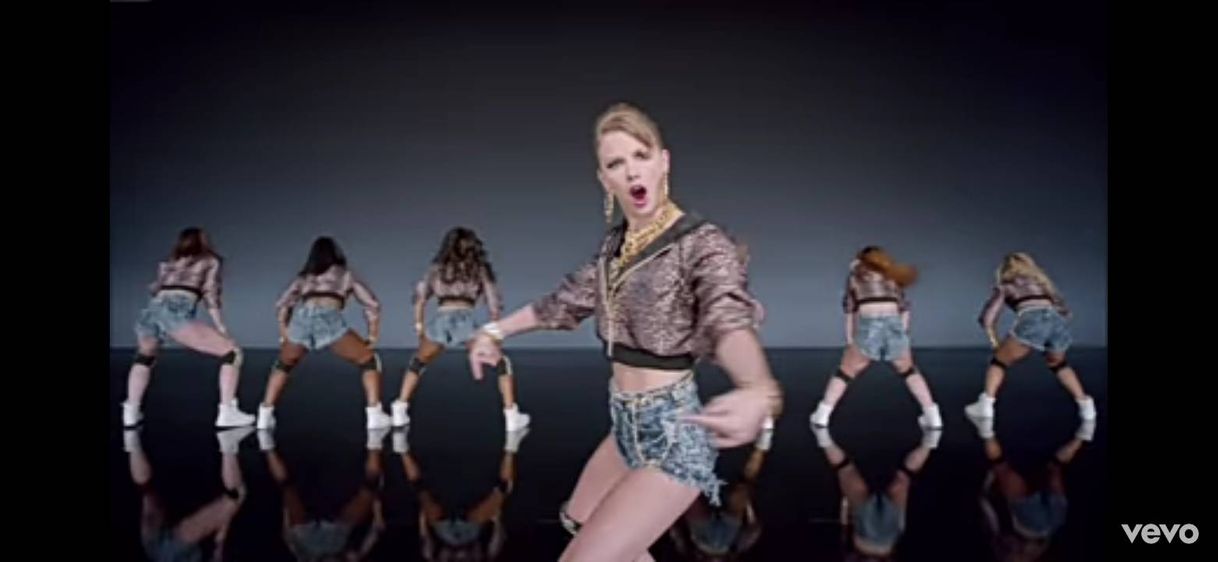 Moda 💠Taylor Swift - Shake It Off 🎶