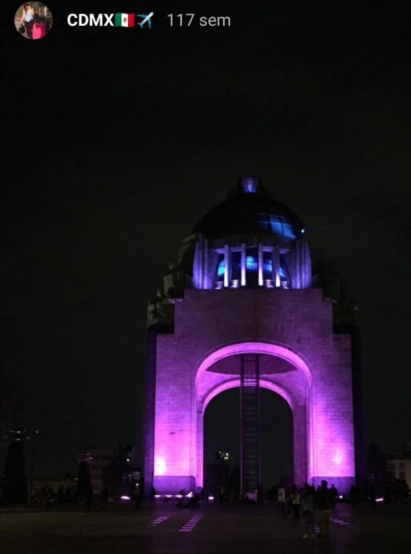 Lugar Monumento a la Revolución