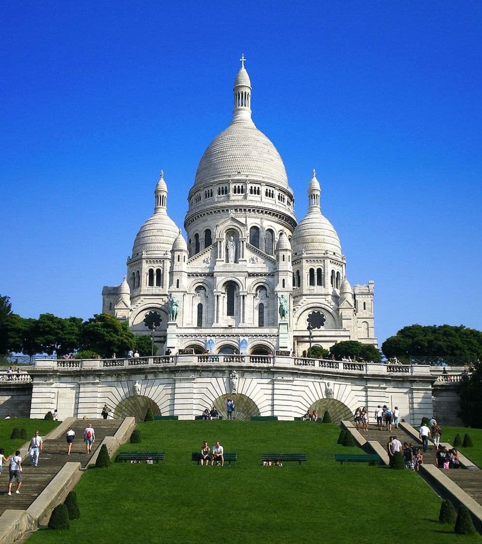 Place Sacre Coeur Cathedral