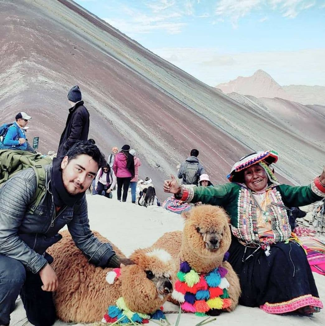 Lugar Montaña 7 Colores Cusco Perú