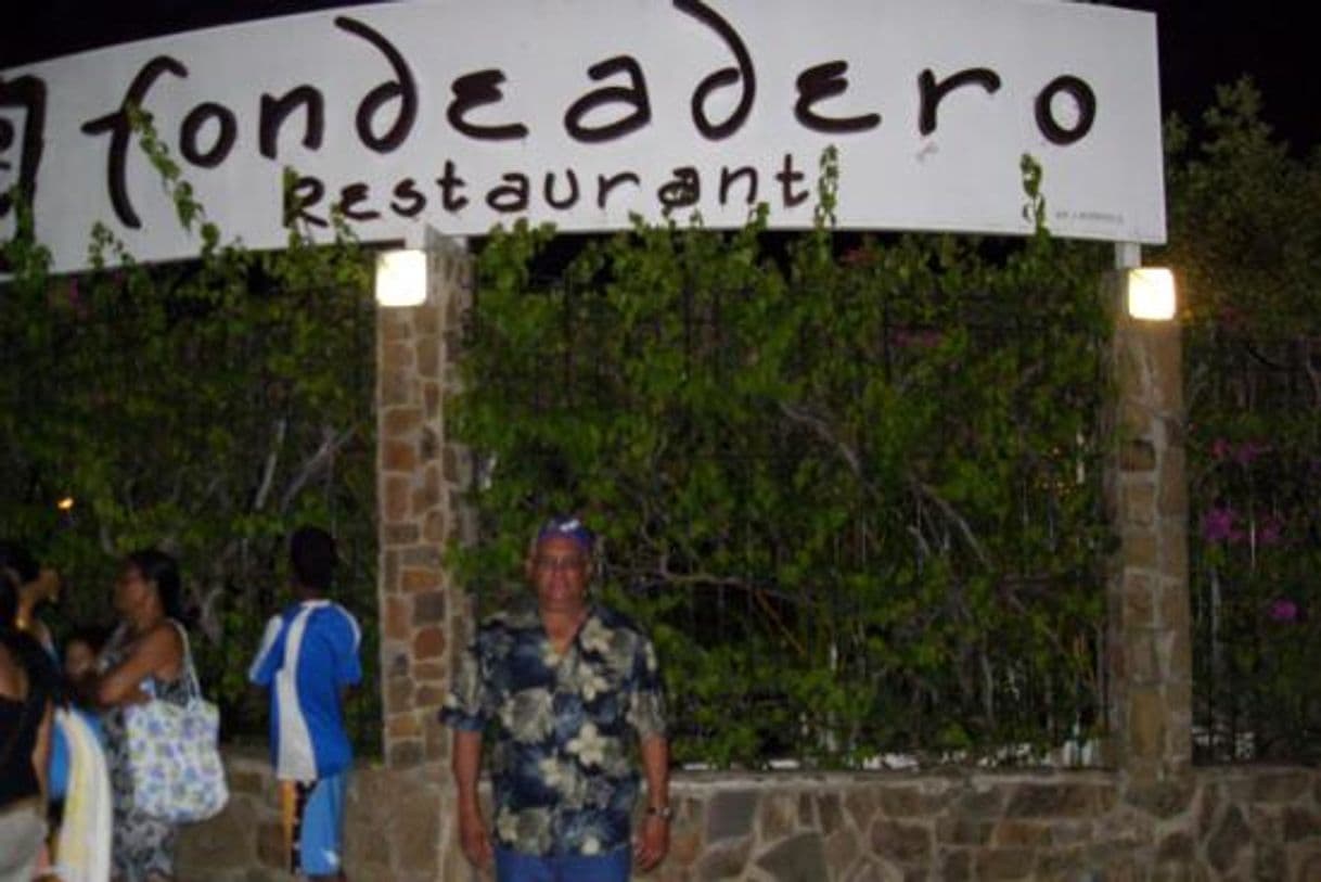 Restaurants El Fondeadero