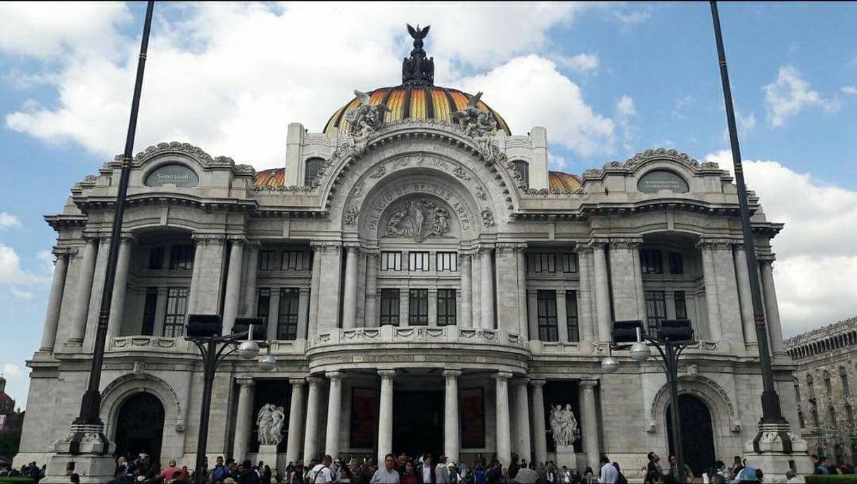 Lugar Bellas Artes