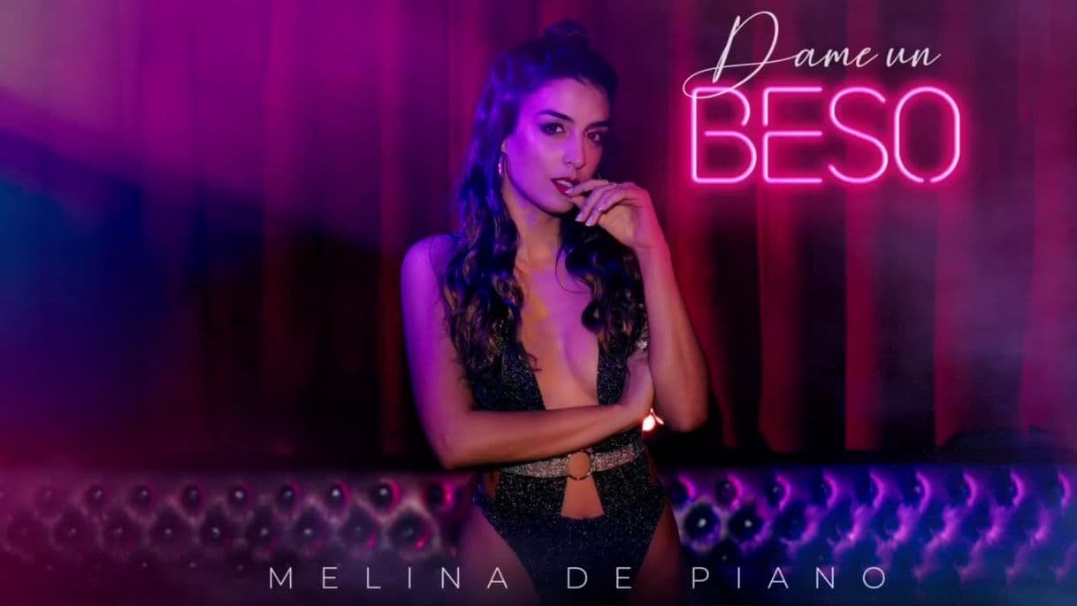 Fashion Melina De Piano - YouTube