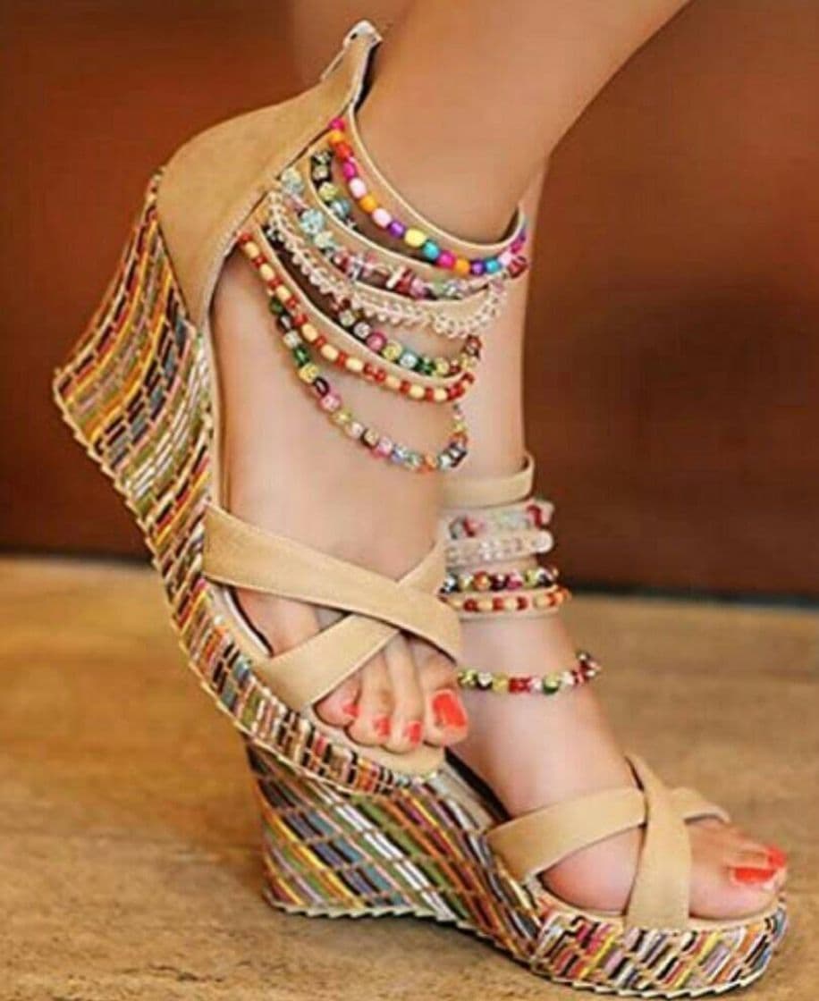 Moda Sandalias con plataforma y pulseras 