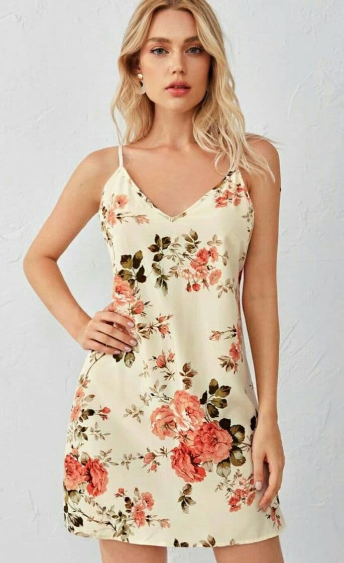 Moda Vestido con estampado floral 