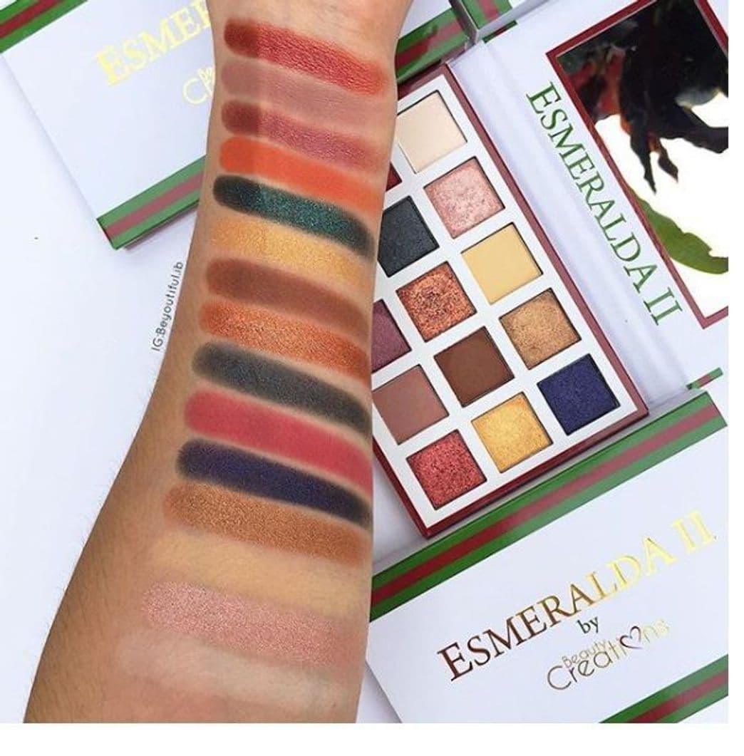 Belleza BEAUTY CREATIONS Esmeralda II 15 Color Eyeshadow Palette