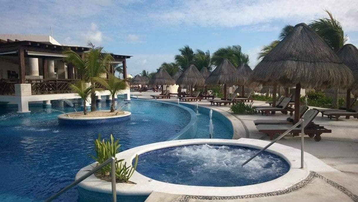 Lugar Excellence playa mujeres