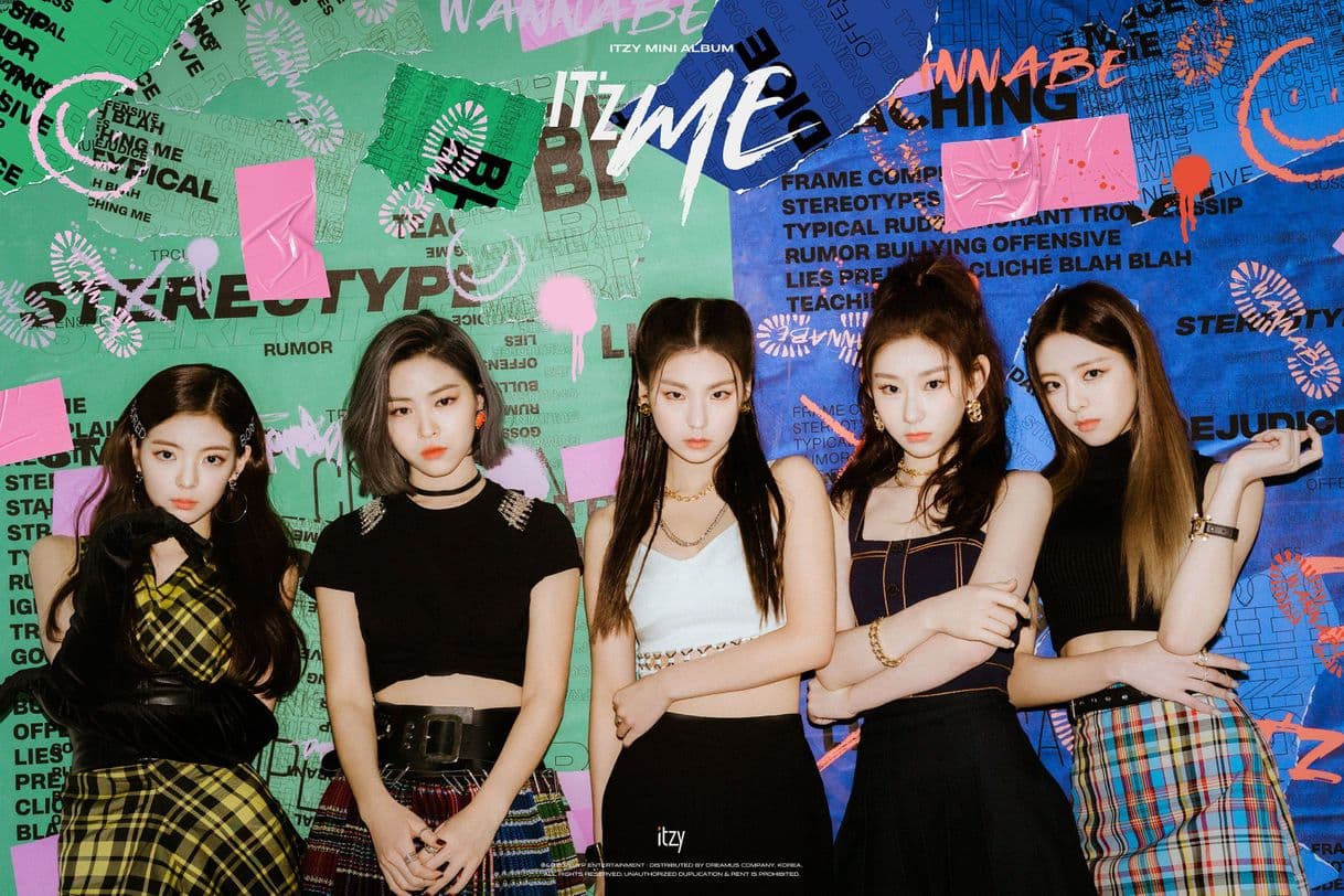 Music WANNABE - song by ITZY 