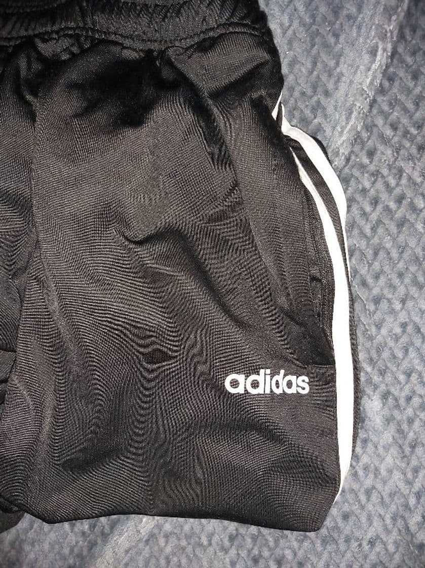 Fashion Zapatería Adidas y ropa de todo tipo exelente calidad y como