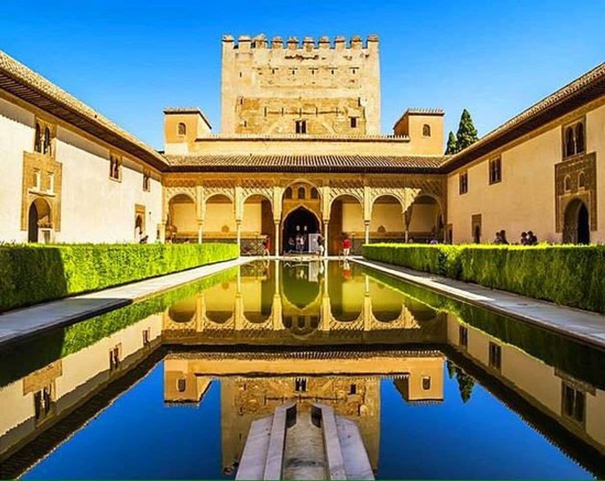 Place La alhambra